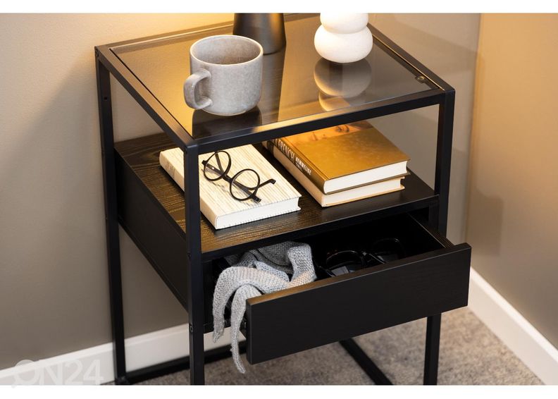 Yöpöytä Ralf kuvasuurennos