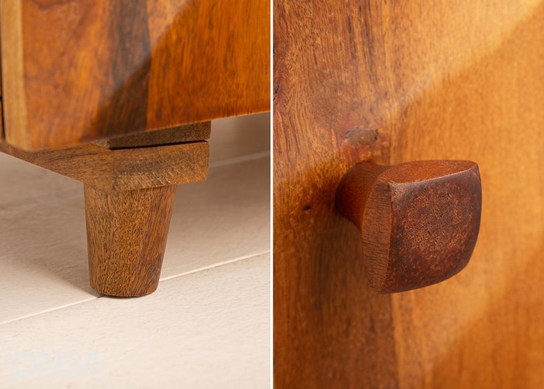 Yöpöytä Scorpion kuvasuurennos