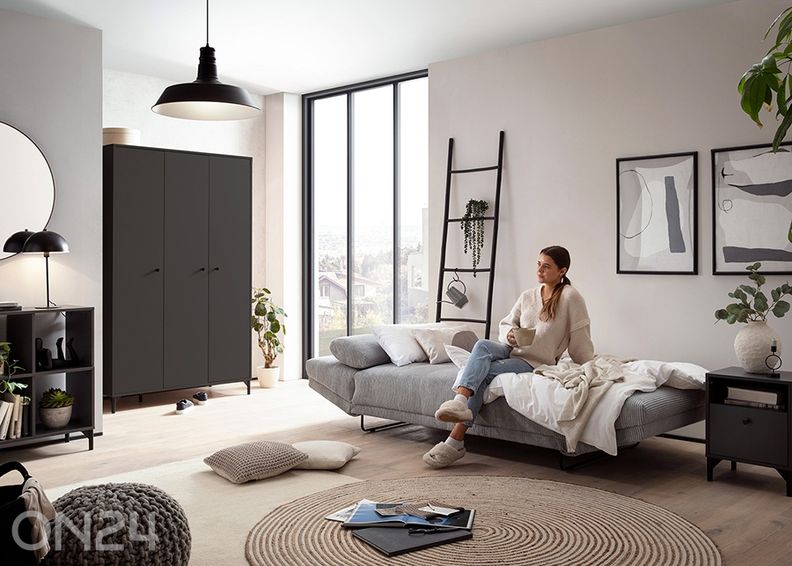 Yöpöytä Smash kuvasuurennos