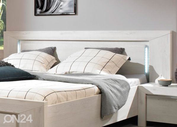 LED-valaisinsarja SARLAT sänkyyn