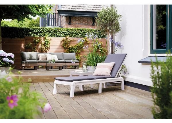 Aurinkotuoli Keter Keter Mallorca pehmusteella Sunlounger, valkoinen / harmaa