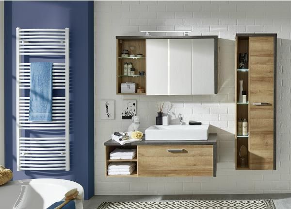 Korkea kylpyhuoneen kaappi Bay