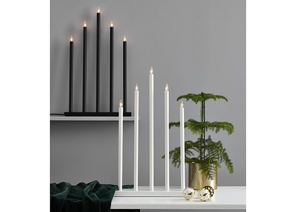 Kynttelikkö Holy, musta