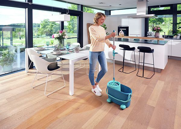 Moppisetti Leifheit Clean Twist M Erg pyörillä