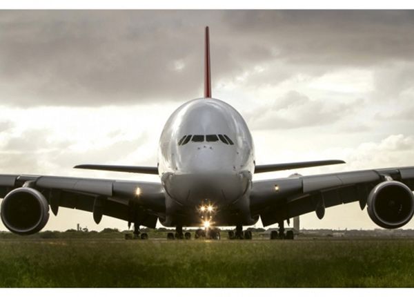 Non-woven kuvatapetti Airbus
