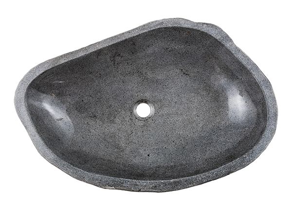 Pesuallas jokikivestä