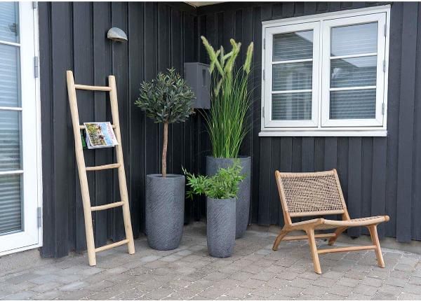 Puutarhatuoli County