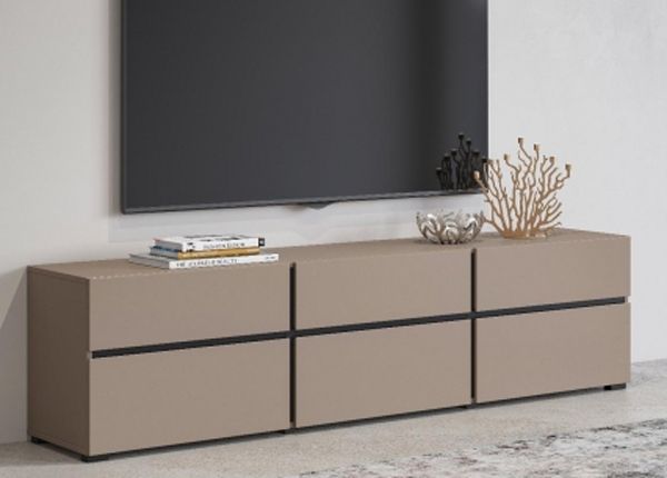 TV-taso 180 cm